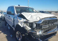 3C6UR5CL4NG367794: 43875320