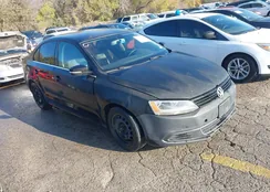 3VWDP7AJ3DM294409: 43887568