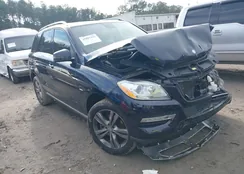 4JGDA5HB5CA032034: 43893432