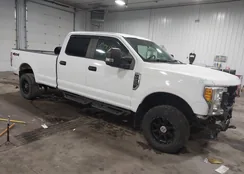 1FT7W2B64HEC15888: 43898385