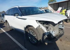 5LM5J7WC9NGL16680: 43898778