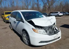 5FNRL5H22CB026798: 44504381