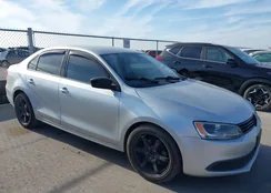 3VW1K7AJ0BM386592: 44506268