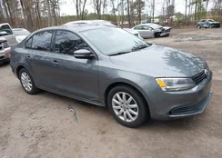 3VWD17AJ3EM360346: 44510824