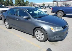 3VWD17AJ7EM398369: 44511854