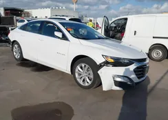 1G1ZD5ST9RF230610: 44511532