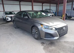 1N4BL4DV1RN353642: 44512336