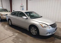 1N4AL2AP1CN553918: 44517580