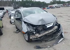 5FNRL6H25KB037220: 44520222