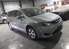 2C4RC1H78JR332961: 44530850