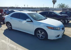 JH4CU2F87CC002811: 44531337