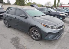 3KPF24AD9NE482057: 44532859