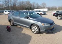 3VWD17AJ4EM360453: 44543434