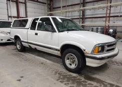 1GCCS19X5V8181053: 44558435