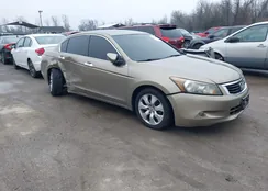 1HGCP3F84AA016111: 44559205