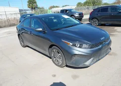 3KPF24AD1RE762755: 44559236