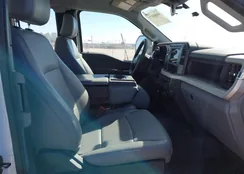 1FT7X2BA0PEC43655: 44560373