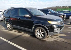 5XYKT4A13BG107975: 44563163