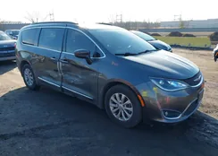 2C4RC1BG7HR797203: 44563271