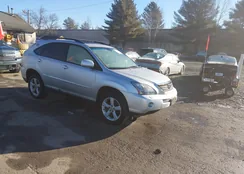 JTJHW31UX82063608: 44568024