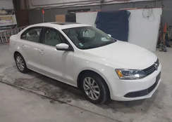 3VWDP7AJ2DM201038: 44569538