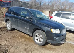 1C4NJDEBXCD589379: 44570862