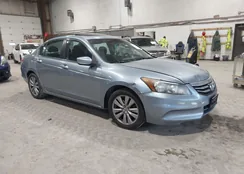 1HGCP2F73BA061026: 44570374