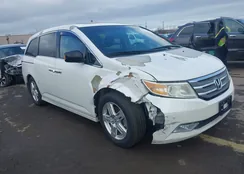 5FNRL5H90CB046075: 44574811