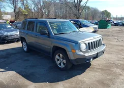 1C4NJRBB8CD630335: 44584435