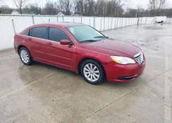 1C3CCBBB5EN204743: 44590742