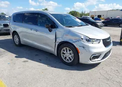 2C4RC1BGXTR171671: 44594533