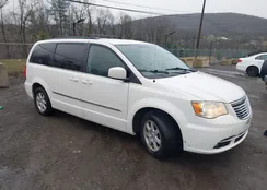 2C4RC1BG3CR229216: 44598883