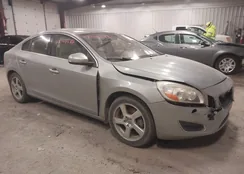 YV1612FH5D2187403: 44604287