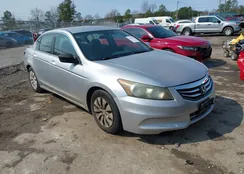 1HGCP2F38CA013990: 44605690