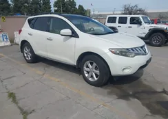 JN8AZ18U99W028210: 44616739