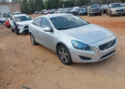 YV1622FS6C2108683: 44626976