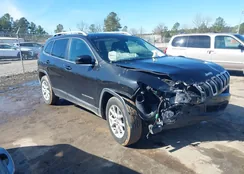 1C4PJMCS3GW175897: 44638158