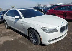 WBAKB8C58CDX20407: 44648698