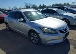 1HGCP2F34BA115933: 44672385