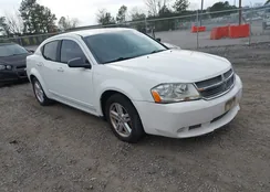 1B3LC56R58N571863: 44676737