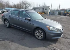 1HGCP2F76CA201653: 44712535