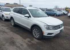 3VV2B7AX7JM178415: 44722402