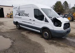 1FTYR2CV9GKA48512: 44730165