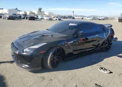 JN1AR54F29M250693: 88759215