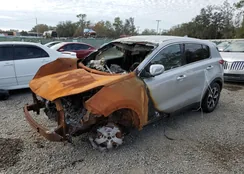 KNDPMCAC0L7807966: 84417534