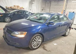 3VWLP7AJ6CM399049: 72831095