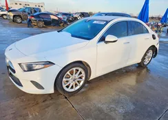 WDD3G4EB9KW005469: 74780015