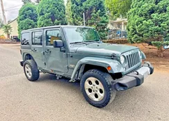 1C4BJWEG1EL304085: 74501765