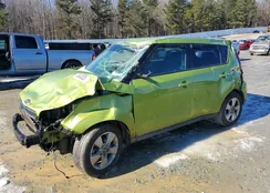 KNDJN2A2XJ7902732: 74640835