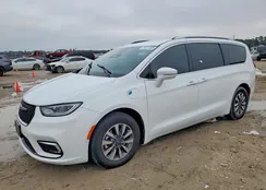 2C4RC1L77MR602788: 74417305